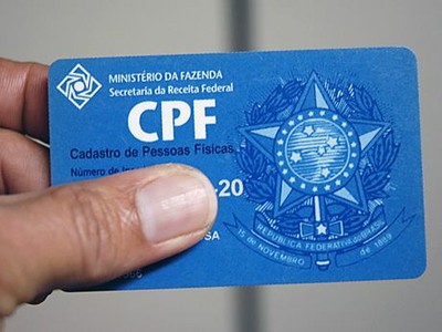 ESTRANGEIROS JÁ PODEM TIRAR CPF NO EXTERIOR NA HORA.