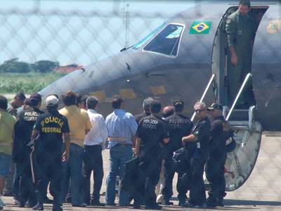 INEFICIÊNCIA NA EXPULSÃO DE ESTRANGEIROS PRESOS GERA PROCESSO.